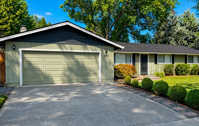 property at 1293 Ruskin Dr