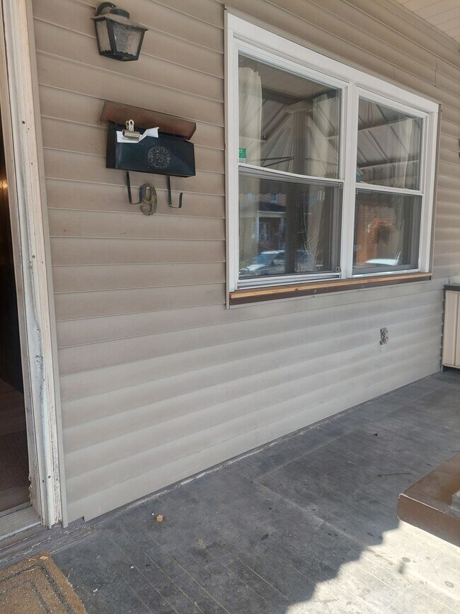9 Spruce St in Natrona Heights, PA - Building Photo - Building Photo