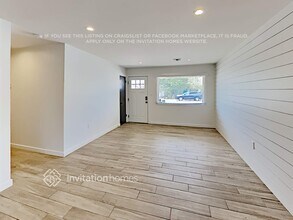 1017 W Elna Rae St in Tempe, AZ - Foto de edificio - Building Photo