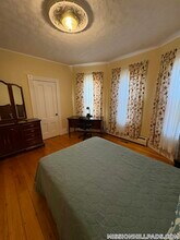 123-125 Hillside St., Unit 1 in Boston, MA - Building Photo - Building Photo