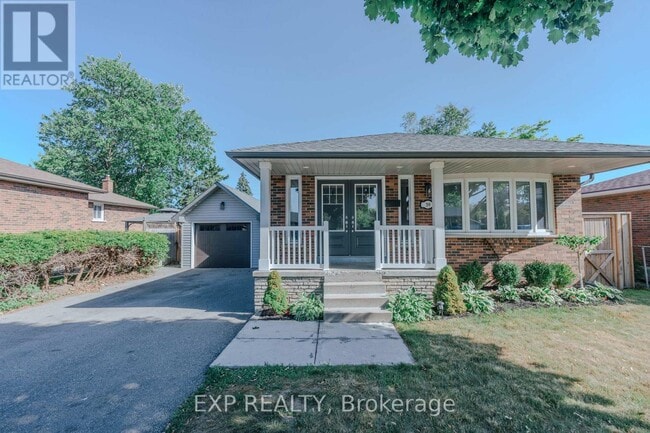 property at 39 Seneca Ave
