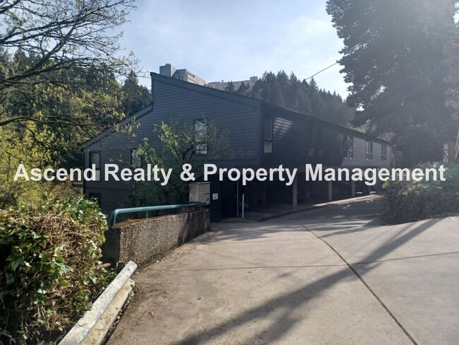 property at 830 SW Broadway Dr