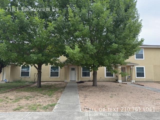 property at 218 E Broadview Dr