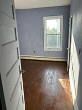 30 Jefferson Ave, Unit 2 in Pawtucket, RI - Building Photo - Building Photo