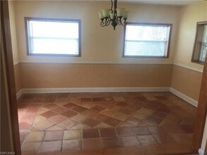 1418 SE 44th St in Cape Coral, FL - Building Photo - Building Photo