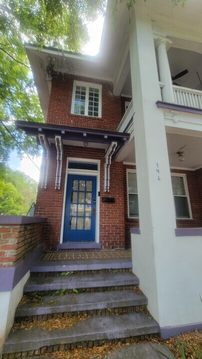 148 W 6th St in Jacksonville, FL - Building Photo