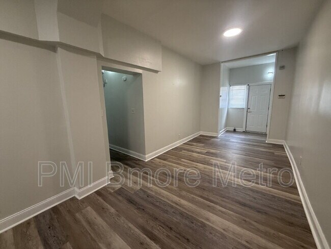 property at 3201 Ailsa Ave