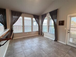 16420 Pienza Dr in Pflugerville, TX - Building Photo - Building Photo