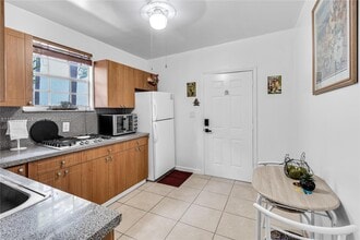 1828 SW 6th St in Miami, FL - Building Photo - Building Photo