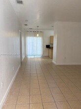 376 NE 26th Terrace in Homestead, FL - Building Photo - Building Photo