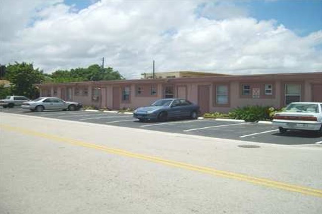 The Legacy in Riviera Beach, FL - Foto de edificio - Building Photo