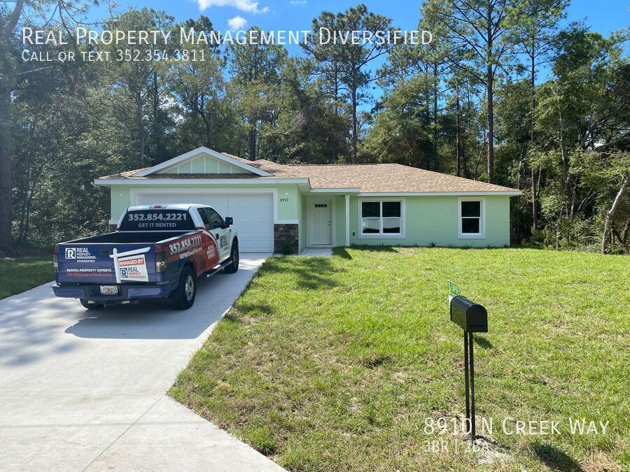 8910 N Creek Way in Citrus Springs, FL - Building Photo
