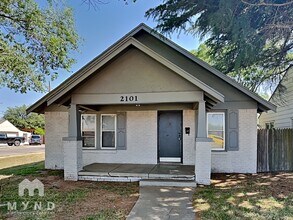 2101 22nd St in Lubbock, TX - Building Photo - Building Photo