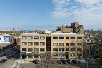 2415-2421 W Lawrence Ave in Chicago, IL - Building Photo - Building Photo