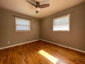 4612 Bishop Ave in Portage, MI - Building Photo - Building Photo