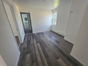 98 Delafield St in Poughkeepsie, NY - Building Photo - Building Photo