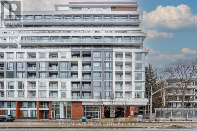 property at 223-223 St Clair Ave W