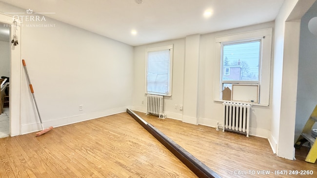 85 Yore Rd in Toronto, ON - Building Photo - Building Photo