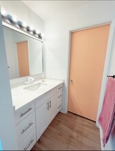 23280 Orange Ave in Lake Forest, CA - Building Photo - Building Photo