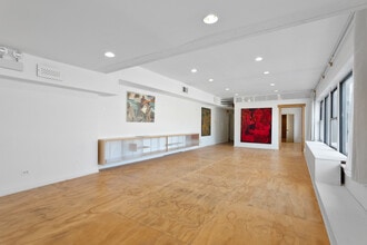 4837 W Irving Park Rd in Chicago, IL - Building Photo - Building Photo