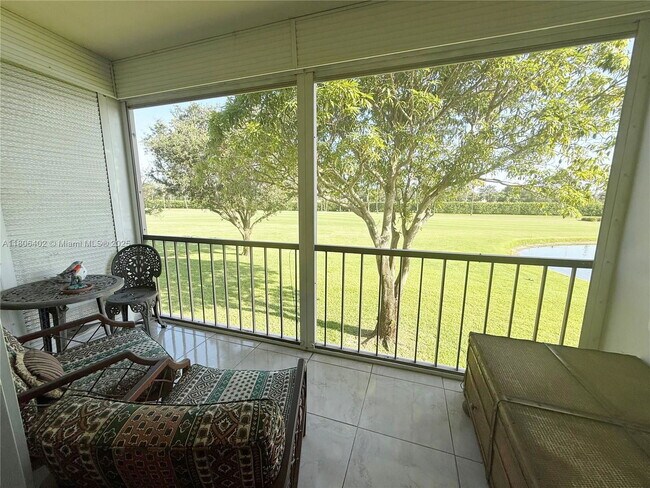 property at 9820 S Hollybrook Lake Dr