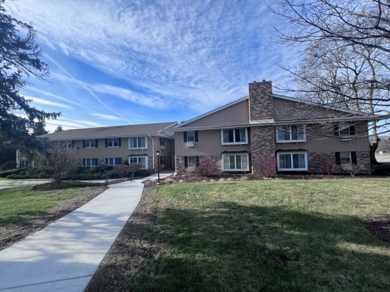 5901 W Brown Deer Rd in Brown Deer, WI - Building Photo