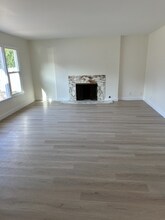 2142 Van Karajan Dr in Rancho Palos Verdes, CA - Foto de edificio - Building Photo