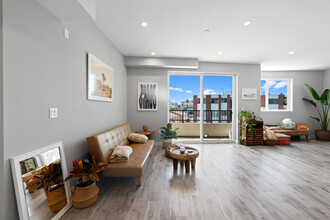 Bunker Heights Apartments in Los Angeles, CA - Building Photo - Interior Photo