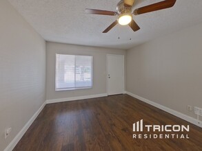 8980 109th Terrace in Seminole, FL - Building Photo - Building Photo