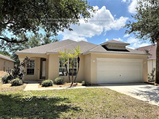 901 Benton Dr