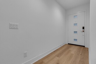 2907 W Exposition Pl in Los Angeles, CA - Building Photo - Building Photo