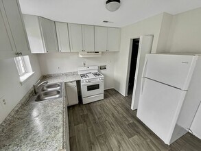 1928 Repp Cir in Highland Springs, VA - Building Photo - Building Photo