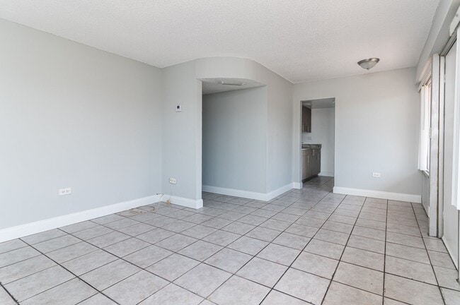 999 W. Prospect Road