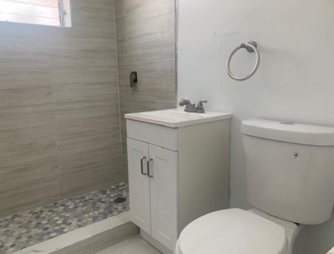 243 SW 21st Way in Fort Lauderdale, FL - Building Photo - Building Photo