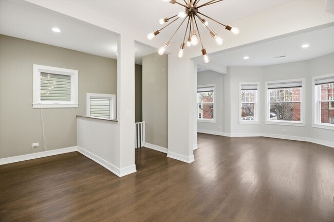 2726 N St Louis Ave in Chicago, IL - Building Photo - Building Photo