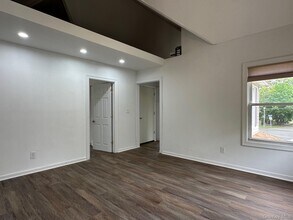 959 Montauk Hwy in Oakdale, NY - Building Photo - Building Photo