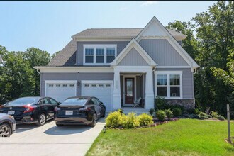 2322 Duncan Ln in Waldorf, MD - Building Photo - Building Photo