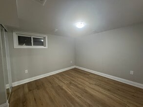 176 E 43rd St in Hamilton, ON - Building Photo - Building Photo