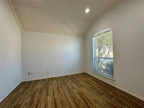 7122 Deerfield Dr in Rowlett, TX - Building Photo - Building Photo