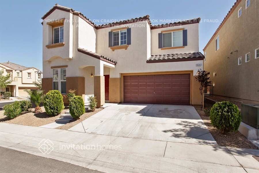 10541 Danielson Ave in Las Vegas, NV - Foto de edificio