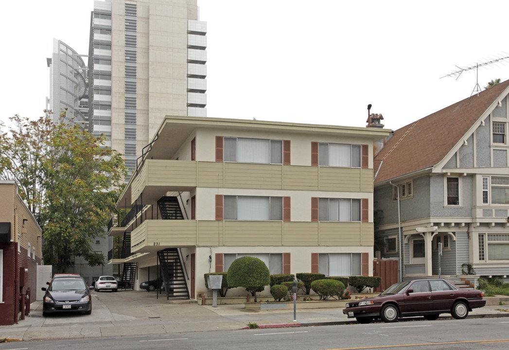 Fairmont Apartments in San Jose, CA - Foto de edificio