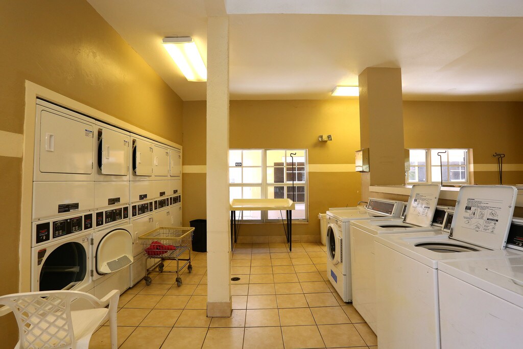 Boynton Bay Apartments Over 55+ Community in Boynton Beach, FL