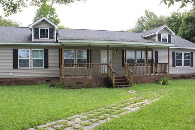 1562 Newell Rd in Snow Hill, NC - Foto de edificio - Building Photo