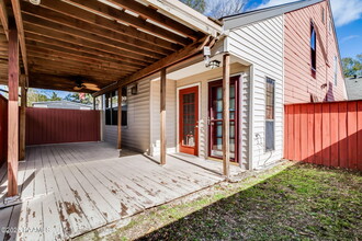 207 Marguerite St in Broussard, LA - Building Photo - Building Photo