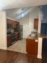 623 Wyndhurst Dr, Unit 312 in Lynchburg, VA - Building Photo - Building Photo