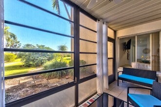 3655 Boca Ciega Dr in Naples, FL - Building Photo - Building Photo