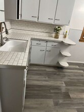 21650 Fuller Ave in Euclid, OH - Foto de edificio - Building Photo