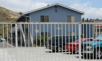 Sierra Apartments in Canyon Country, CA - Foto de edificio - Building Photo