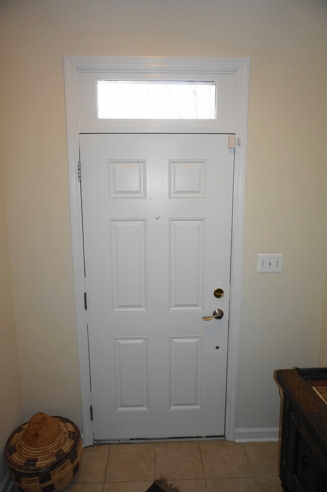 223 S Fremont Ave in Baltimore, MD - Building Photo - Building Photo