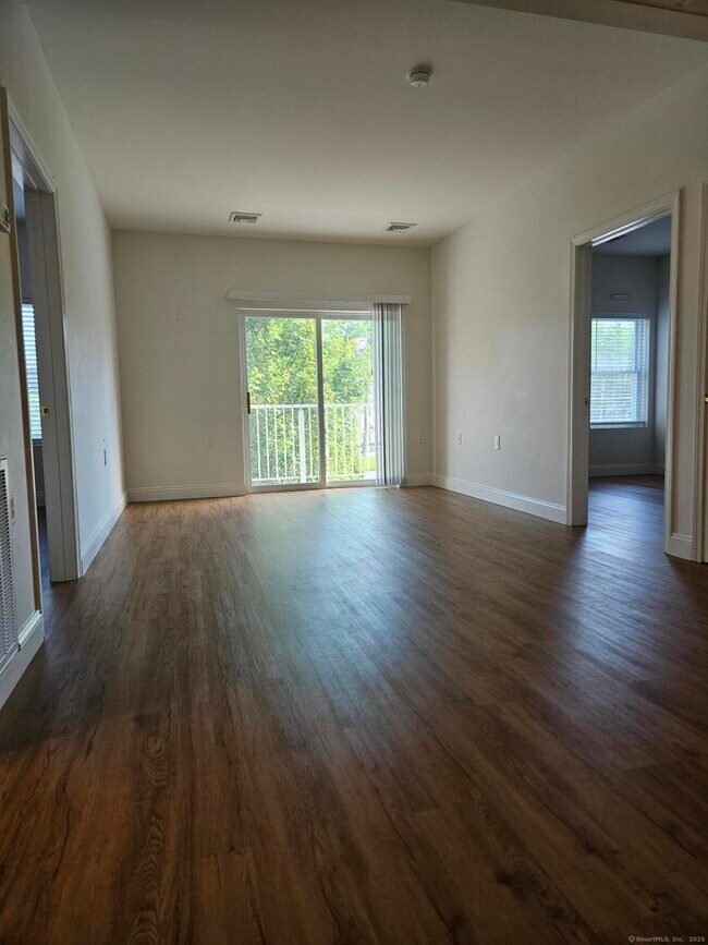 100C Danbury Rd in Ridgefield, CT - Building Photo - Building Photo